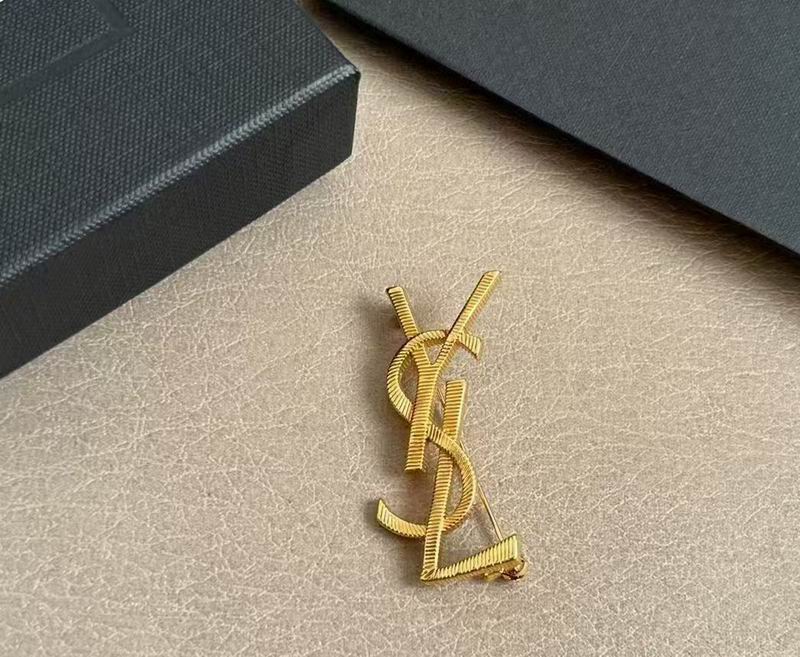 YSL Brooch 04yxs05